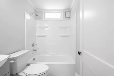 Bath - 35 Nyland St, Worcester, MA 01607 photo 1 of 2