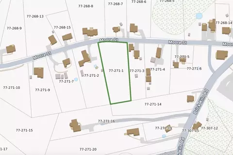 20 Moore St, Chelmsford, MA 01824