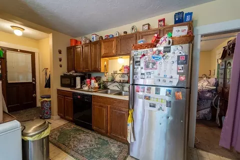 Kitchen - 8 Lamar Ave, Worcester, MA 01604 photo 2 of 5