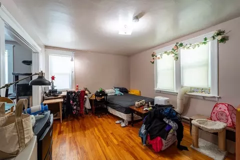 Bedroom - 8 Lamar Ave, Worcester, MA 01604 photo 3 of 4