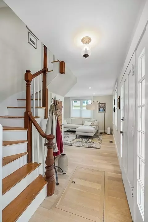 1113 Washington St, Gloucester, MA 01930 photo 17