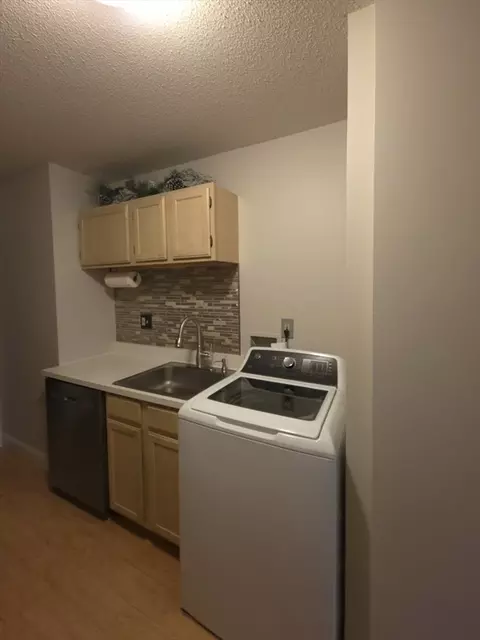 67 Mitchell Dr #67, Chicopee, MA 01022 photo 6