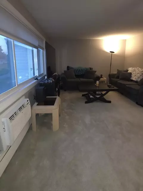 67 Mitchell Dr #67, Chicopee, MA 01022 photo 2
