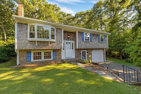 32 Crowell Rd, Sandwich, MA 02563