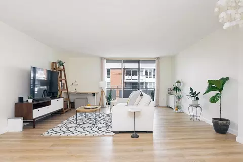 41 Park St #303, Brookline, MA 02446