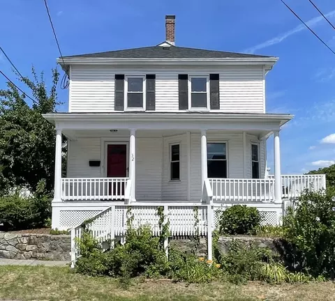 32 Bayard St, Dedham, MA 02026