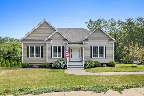 106 Summit St, Peabody, MA 01960