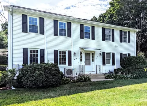 47 Hatfield St #A, Northampton, MA 01060