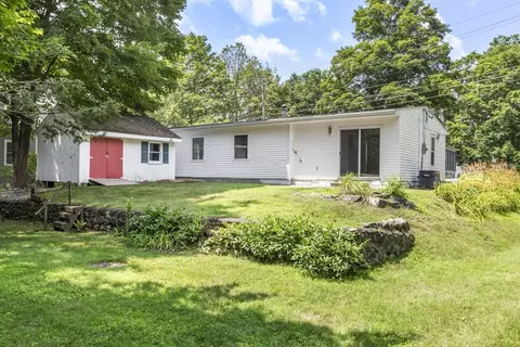 Exterior - 4 Depot St, Upton, MA 01568 photo 1 of 3