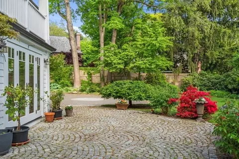 167 Willard Rd, Brookline, MA 02445 photo 39