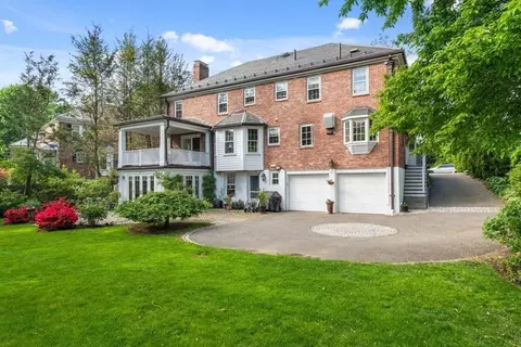 167 Willard Rd, Brookline, MA 02445 photo 38