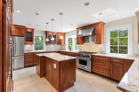 167 Willard Rd, Brookline, MA 02445 photo 3