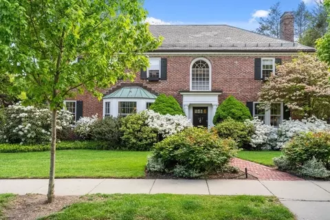 167 Willard Rd, Brookline, MA 02445