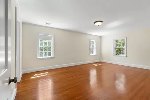 167 Willard Rd, Brookline, MA 02445 photo 22