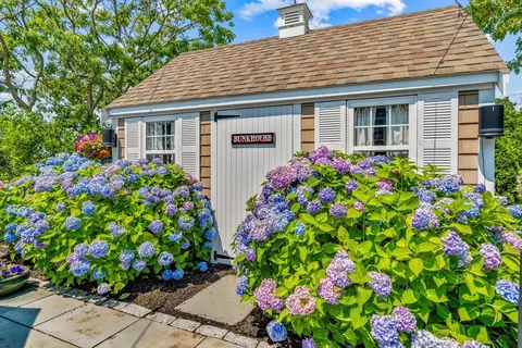 265 Monomoscoy Rd, Mashpee, MA 02649 photo 15