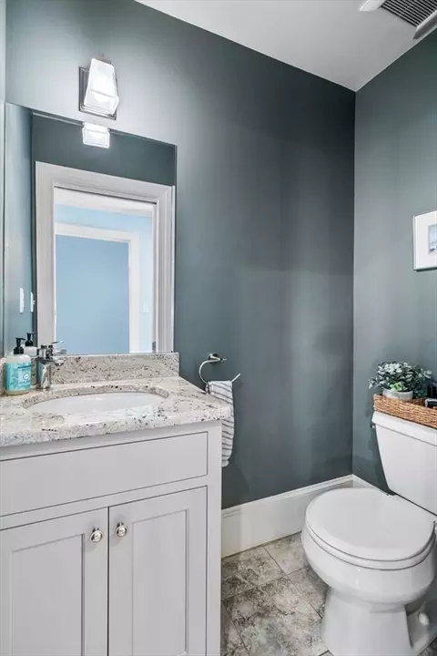 Bath - 9 Sevinor Rd, Marblehead, MA 01945 photo 1 of 3