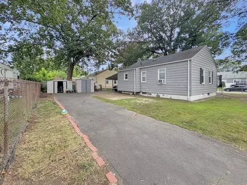 4 Cuff Ave, Springfield, MA 01104 photo 22