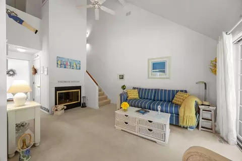 49 Shellback # -G, Mashpee, MA 02649 photo 9