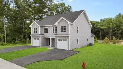 26 Maynard St UNIT B, Taunton, MA 02780