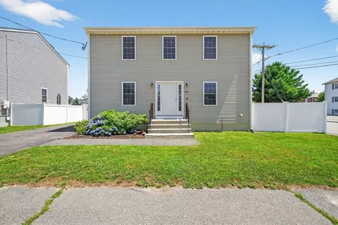 682 Laurel St, Fall River, MA 02721 photo 2