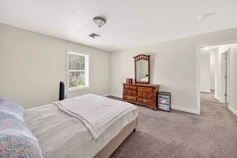 682 Laurel St, Fall River, MA 02721 photo 18
