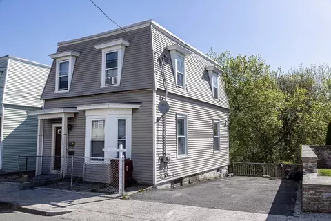 228 Lawrence St, Lowell, MA 01852