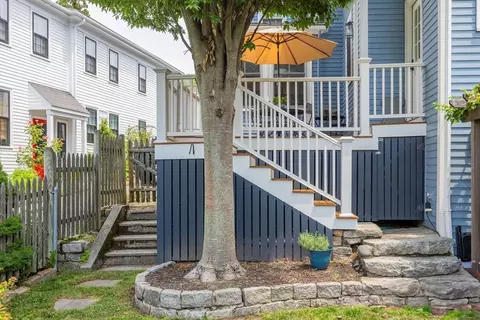 7 Waldron Ct, Marblehead, MA 01945 photo 19