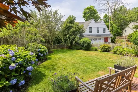 7 Waldron Ct, Marblehead, MA 01945 photo 23
