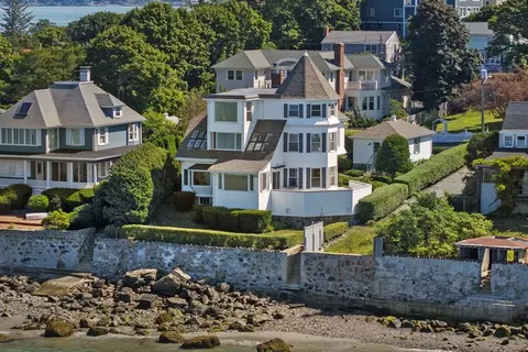 23 Phillips Rd, Nahant, MA 01908