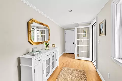 12 Forest Ln, Hingham, MA 02043 photo 2