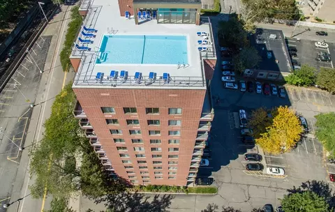 77 Adams St #902, Quincy, MA 02169