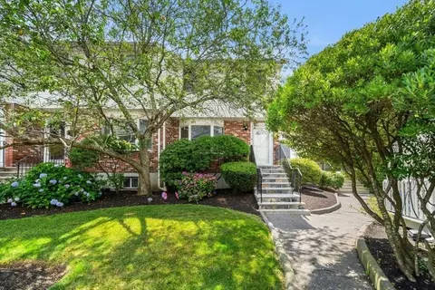 16 Eagan Pl #16, Peabody, MA 01960