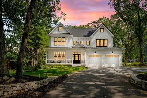 155 Shade St, Lexington, MA 02421