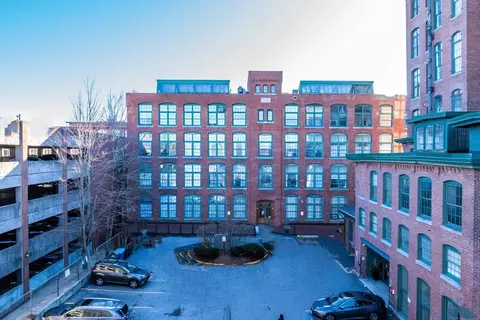 200 Market St #12A, Lowell, MA 01852