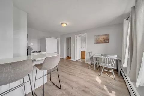227 Chandler St, Worcester, MA 01609 photo 26