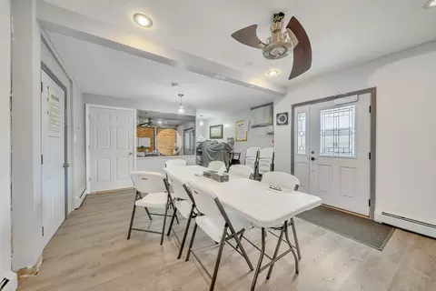 227 Chandler St, Worcester, MA 01609 photo 34