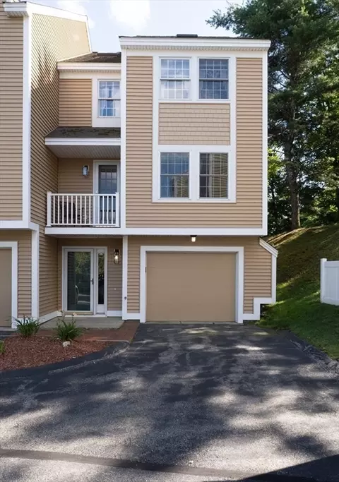 7 Village Way #7, Jefferson, MA 01522