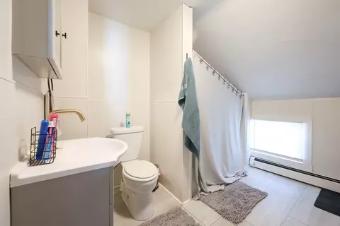 Bath - 104 Grove St, Fall River, MA 02720 photo 4 of 5
