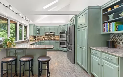 51 Bailey Ln, Georgetown, MA 01833 photo 5