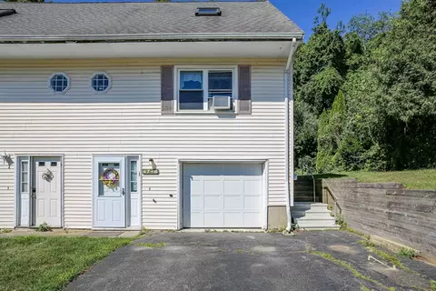 47 Parsons Hill Dr # -B, Worcester, MA 01603