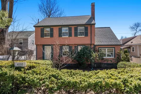 400 Vfw Pkwy, West Roxbury, MA 02132