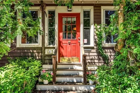 21 Priest Rd, Watertown, MA 02472