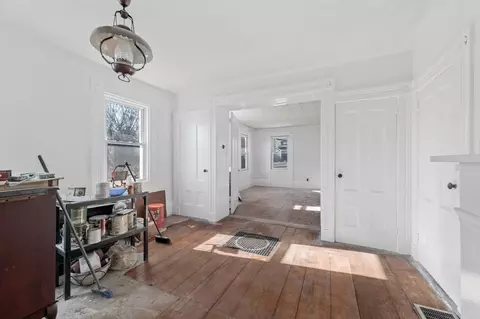 21 Locust St, Danvers, MA 01923 photo 13