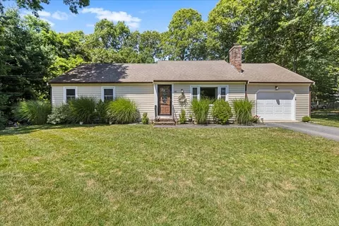 48 Valley Brook Rd, Barnstable, MA 02632 photo 3