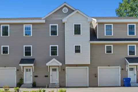 215 Main St #3, Maynard, MA 01754 photo 2