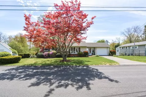 Exterior - 41 Maple Ave, Avon, MA 02322 photo 8 of 9