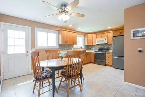 Kitchen - 41 Maple Ave, Avon, MA 02322 photo 2 of 3