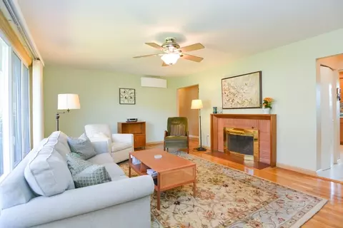Living - 41 Maple Ave, Avon, MA 02322 photo 2 of 3