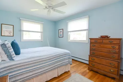 Bedroom - 41 Maple Ave, Avon, MA 02322 photo 2 of 5