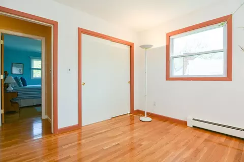 Bedroom - 41 Maple Ave, Avon, MA 02322 photo 3 of 5